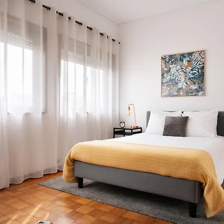 ! Luminous 2Br Top Floor ! Praca Da Republica Porto Exterior photo